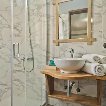 شقة Philoxenia 2 كارباثوس